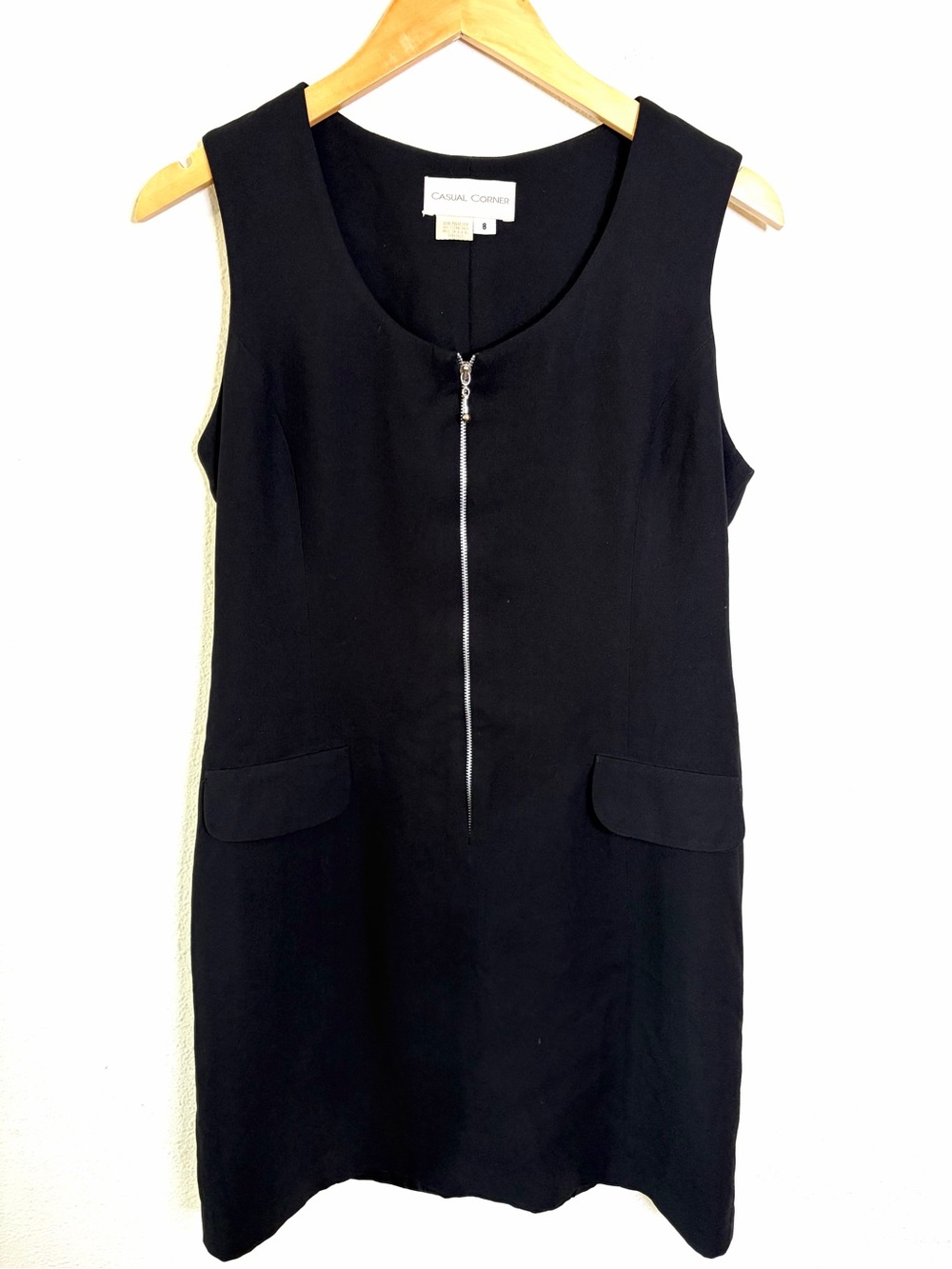 90s vintage Casual Corner Black Sleeveless Zip-Front Dress sz 8 mini shift